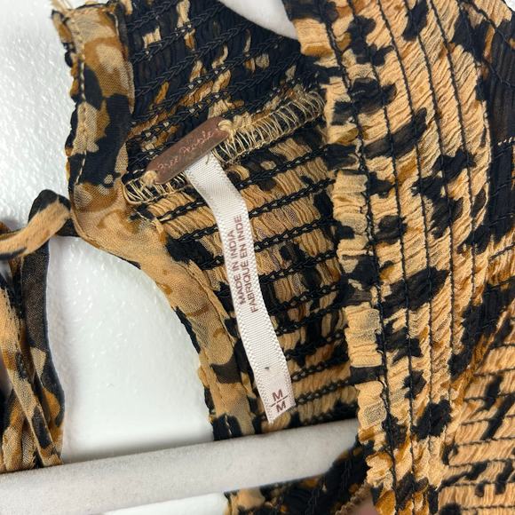 Free People Roma Blouse Leopard Cheetah Animal Print Smocked Chiffon Size Medium - Picture 3 of 10